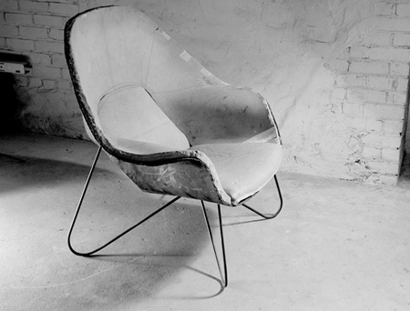 ‘like a basket full of pillows, something I could really curl up in’ – Knoll Womb Chair – The History of a Classic