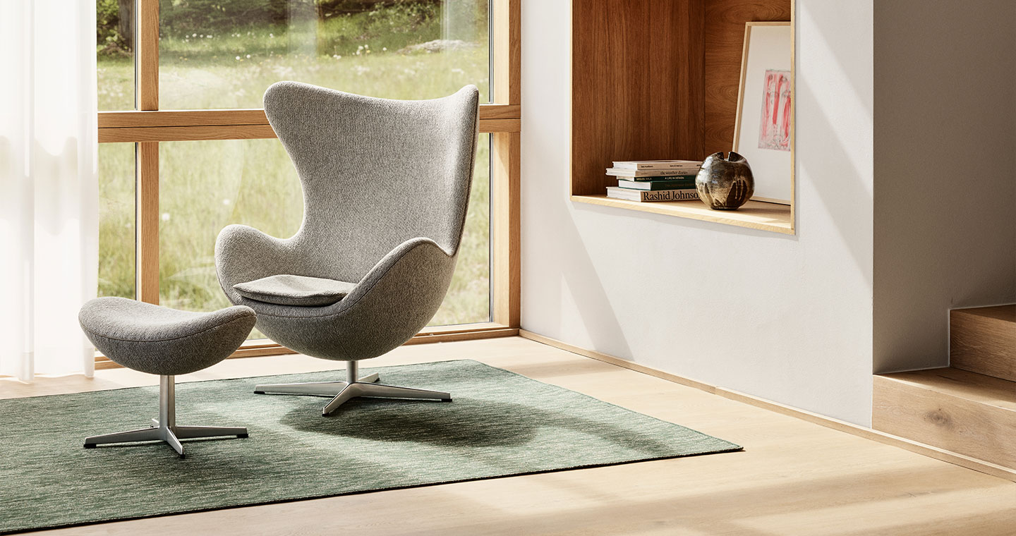 Egg Footstool - F.H. Choice 2023 Special Edition