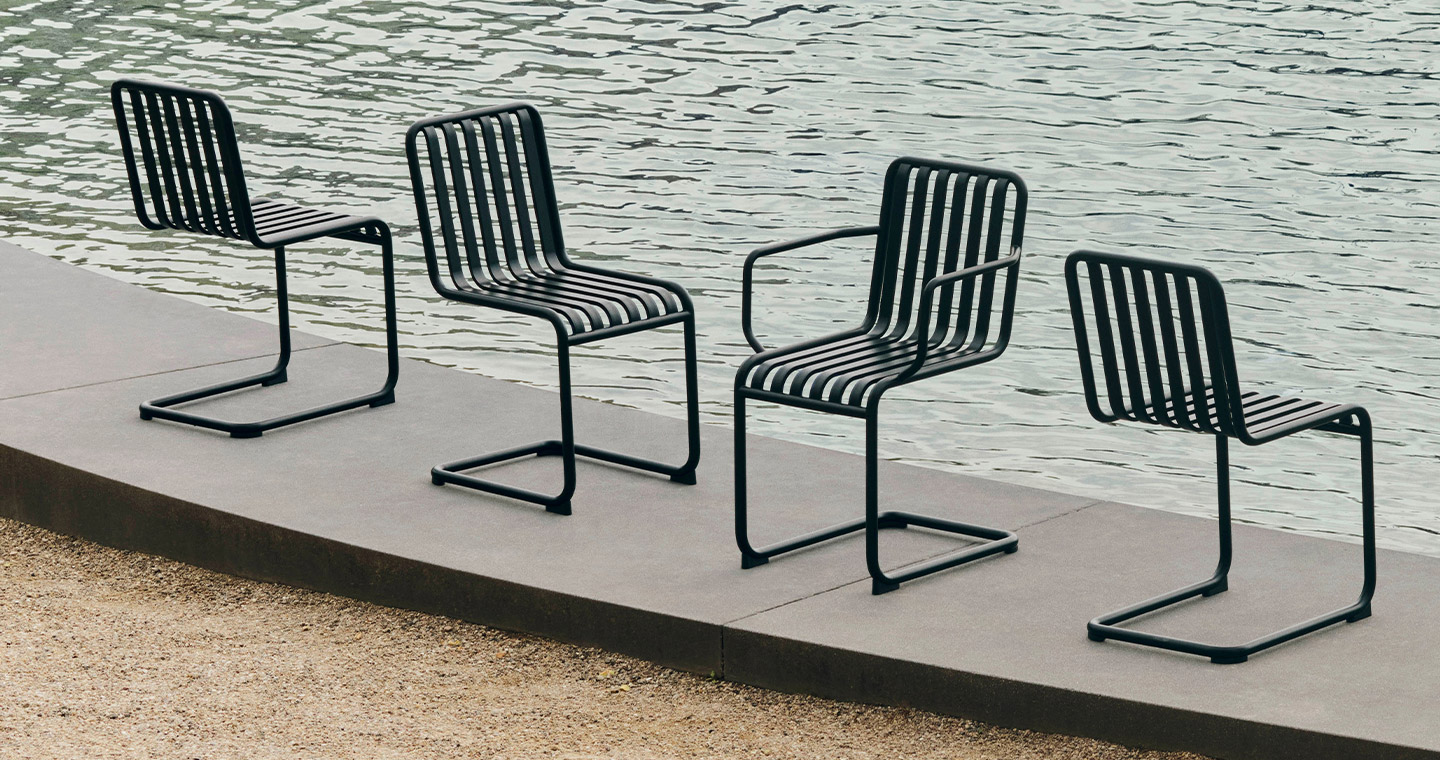 Palissade Cantilever Chair