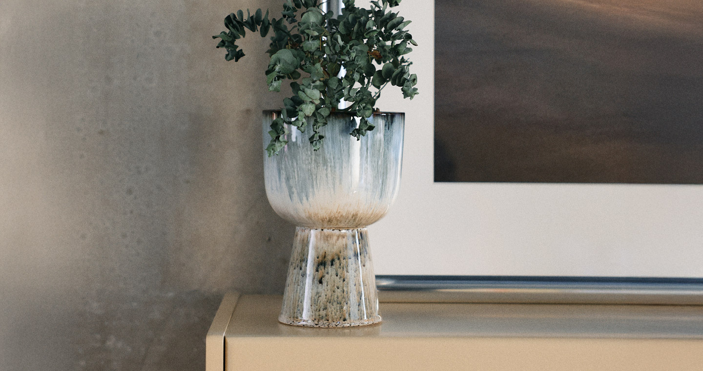 Retro Flower Pot - Medium