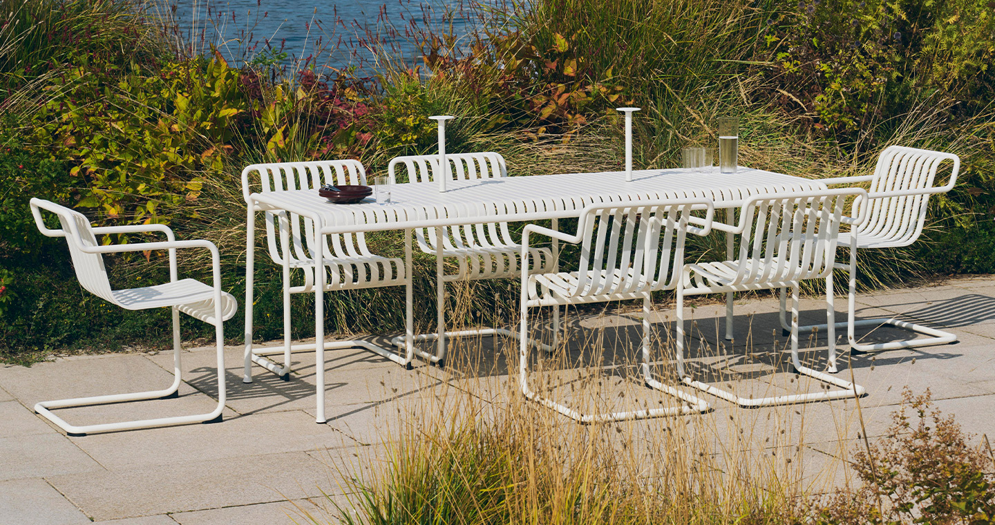 Palissade Cantilever Dining Armchair