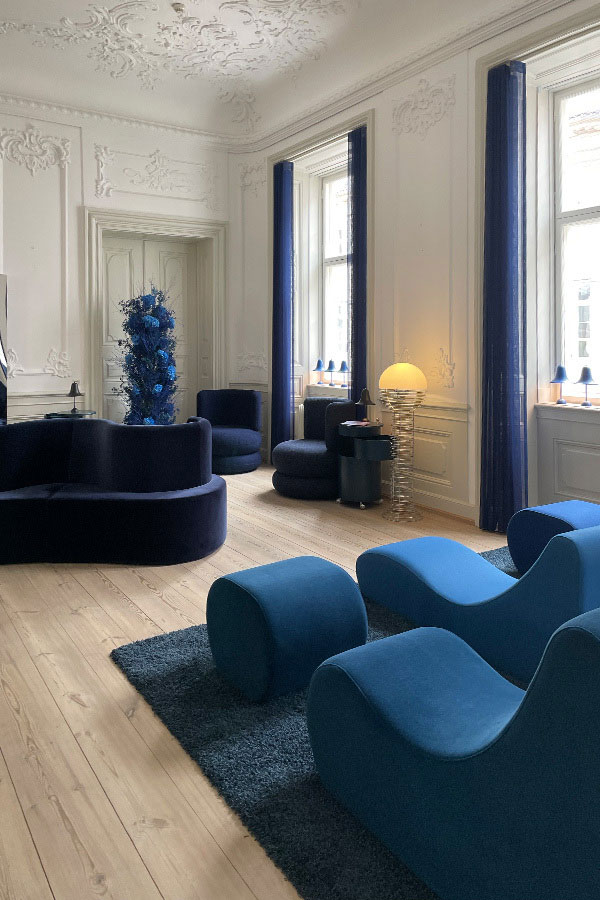 Sculptural blue seating in the Verpan showroom