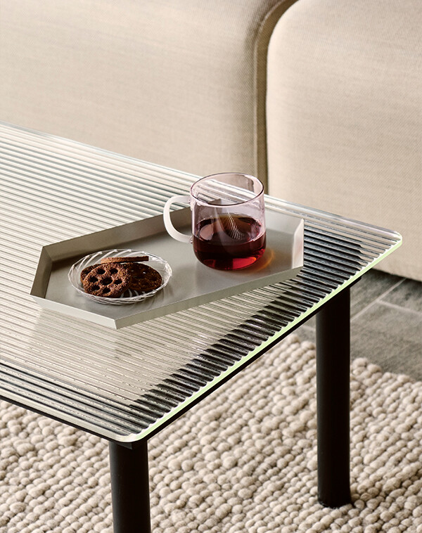 Mug and biscuits on a HAY Kaleido Tray