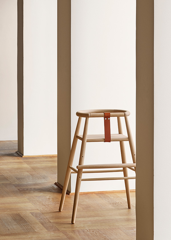 A Carl Hansen & Son ND54 High Chair between two walls