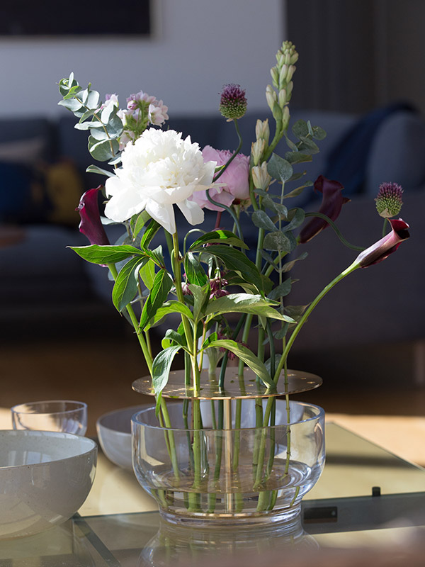 Flowers in the Fritz Hansen ikebana vase