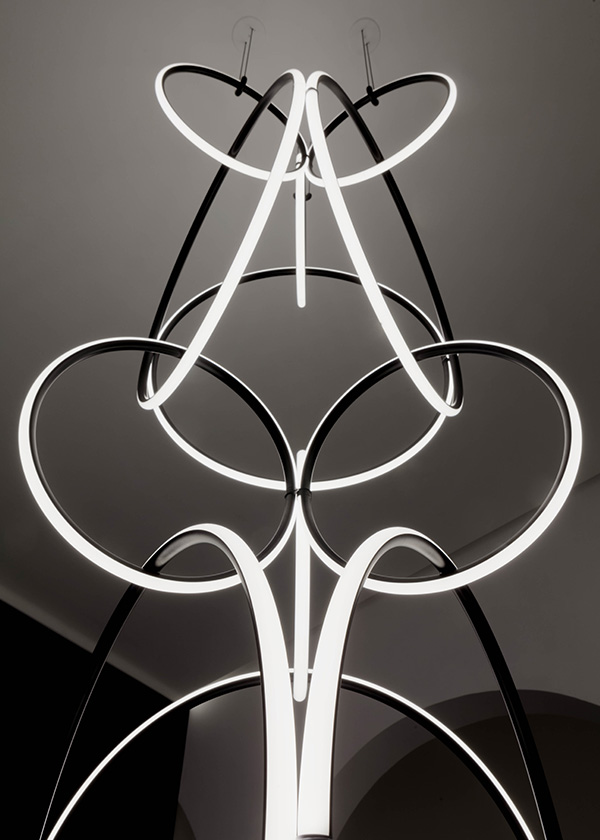 Looking up at collection of circular Flos arrangements modules