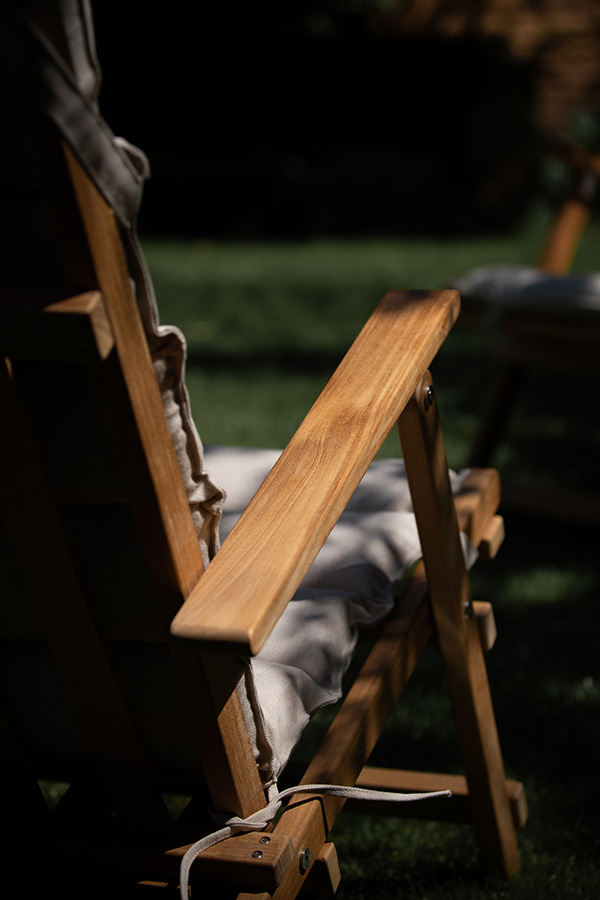 A close up of the arms of the Carl Hansen & Son BM5568 Deck Chair