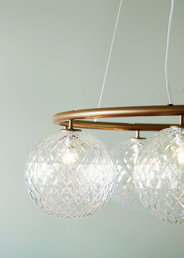 Up close detail of the Nuura Miira 8 Chandelier