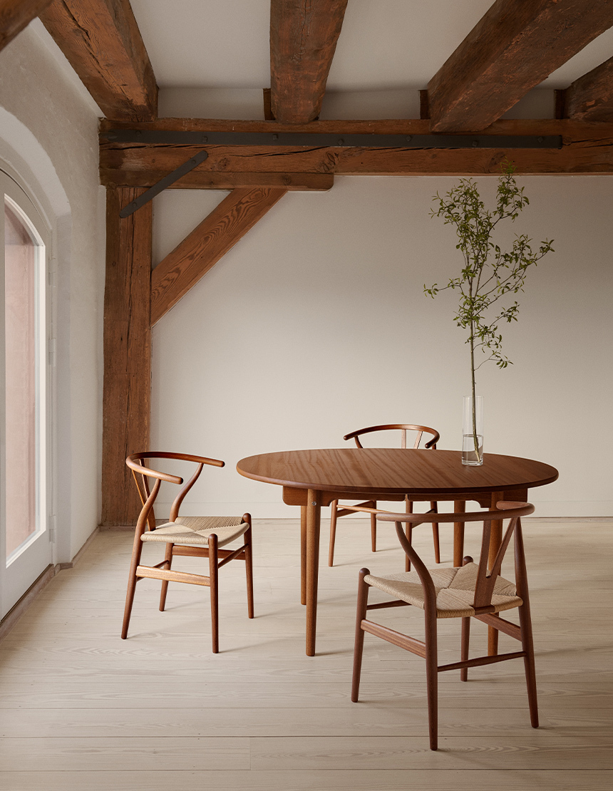 Design icon: Carl Hansen & Son CH24 Wishbone Chair