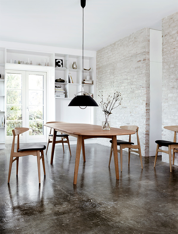 Carl Hansen CH006 Table and Elbow Chairs