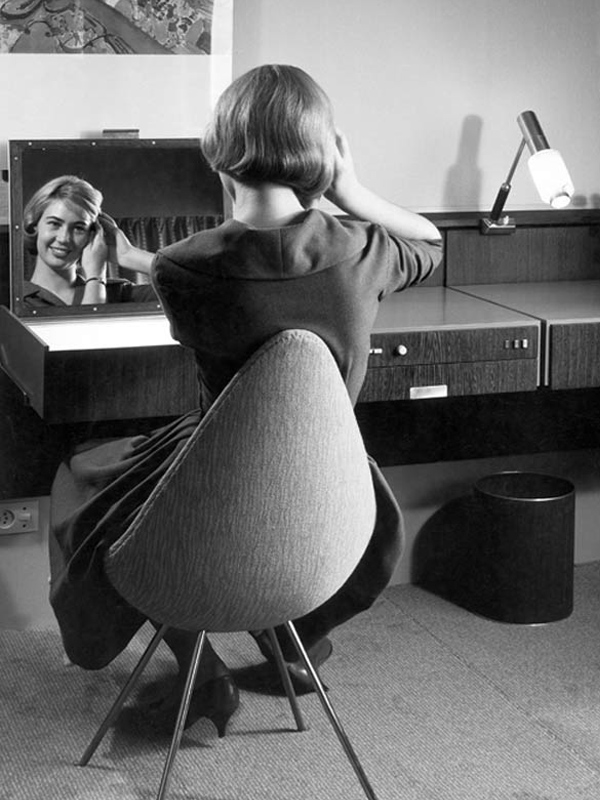 Fritz Hansen Drop Chair from the 1960s