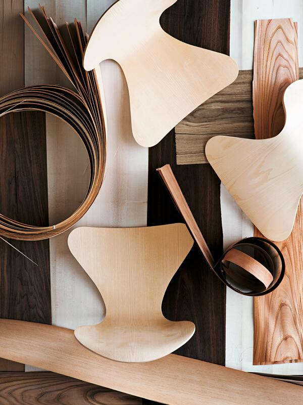 Fritz Hansen Series 7 plywood seat