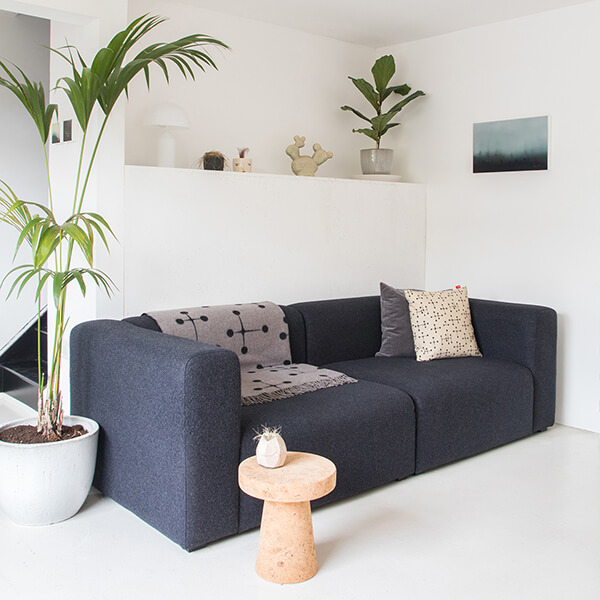 HAY Mags 2.5 Seater Sofa in dark grey fabric