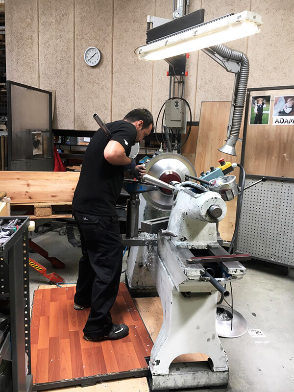 Production of the PH 5 inside the Louis Poulsen Factory