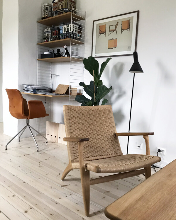 Mr Aardal's home office space