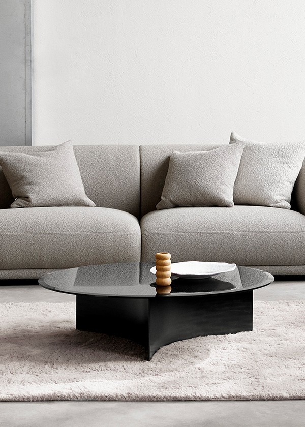 The Wendelbo Arc Coffee Table in diameter 100cm