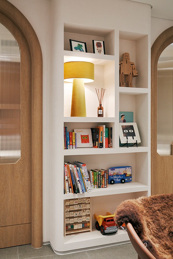 Storage shelving with the e15 AC16 Mr B Ornament displayed