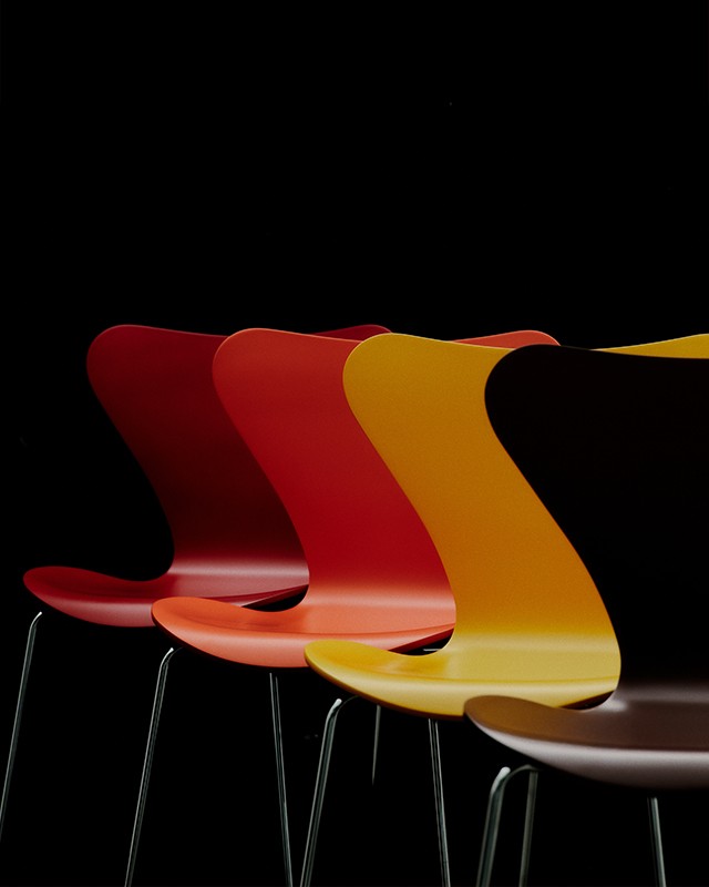 Fritz Hansen Verner Panton 100 Series 7 Chair