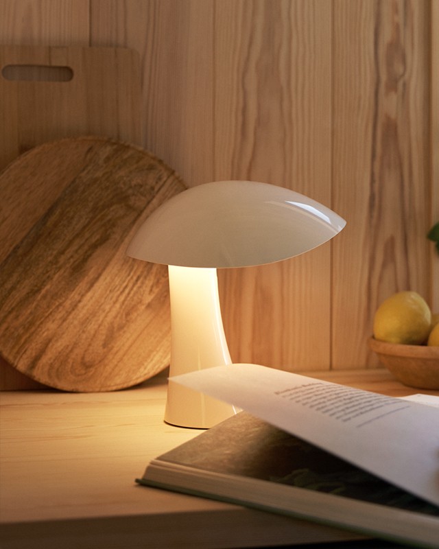 New to Nest - Louis Poulsen Rumee 220 Portable Lamp