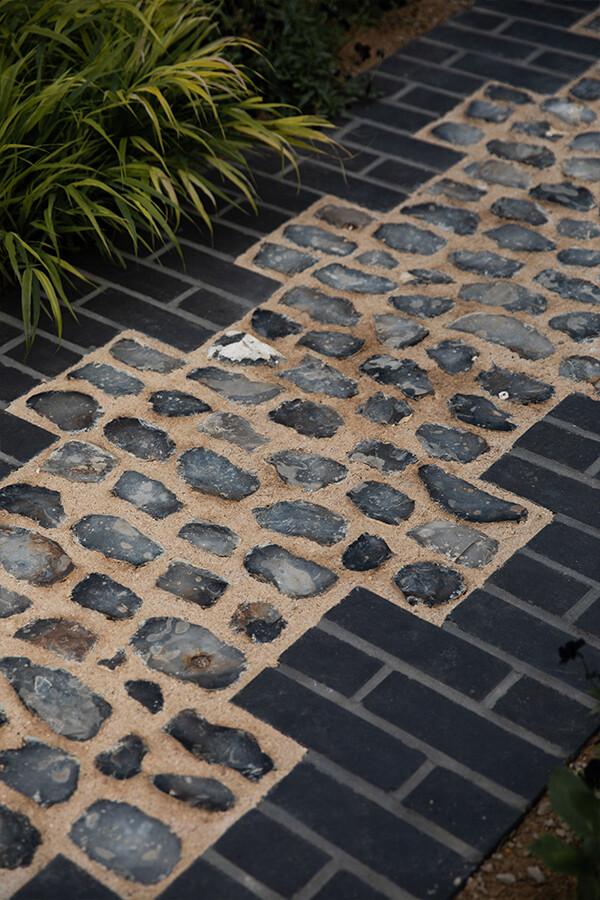 Detail of the paving within the Traditional Townhouse Garden