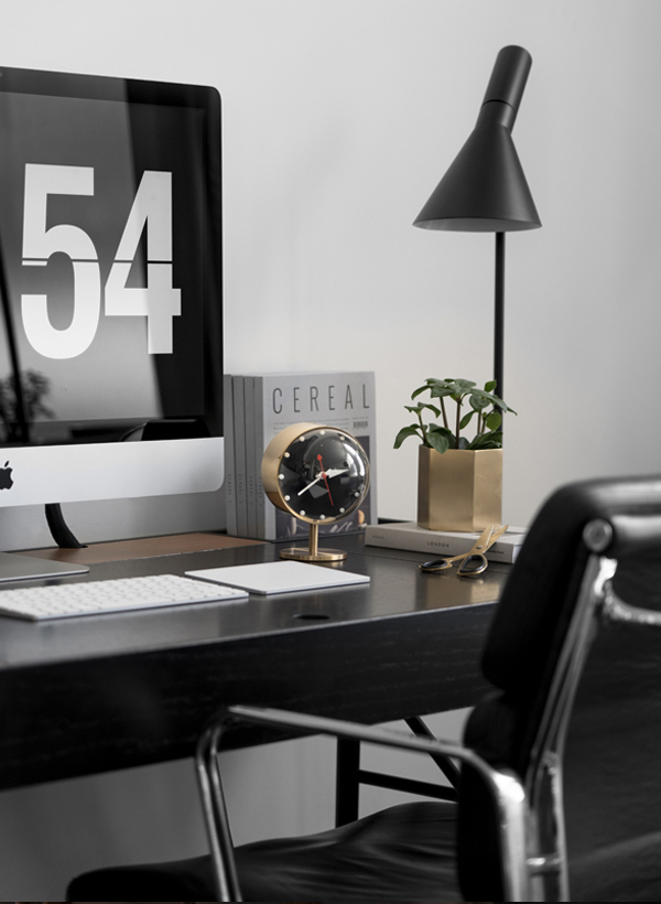 Tsun Yuen's mid-century style desk