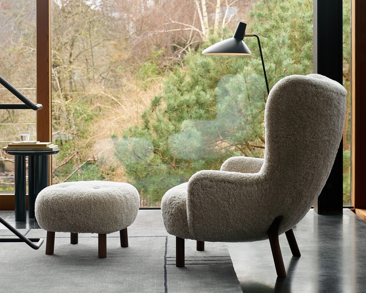 &tradition VB3 Petra Lounge Chair in Skandilock Sheepskin