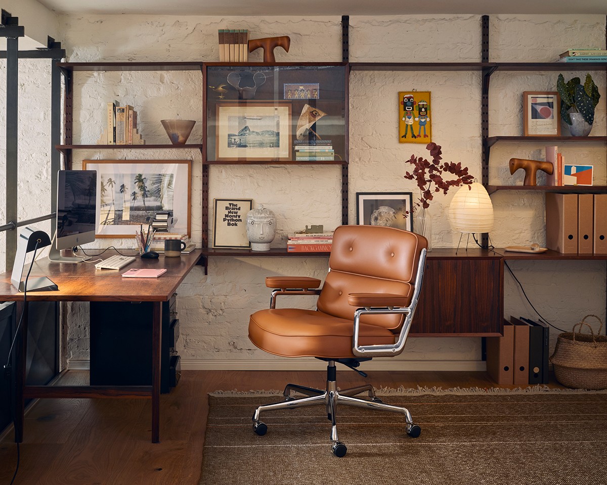 Vitra Eames EA 217 Soft Pad Chair in sumptuous premium Brandy Leather