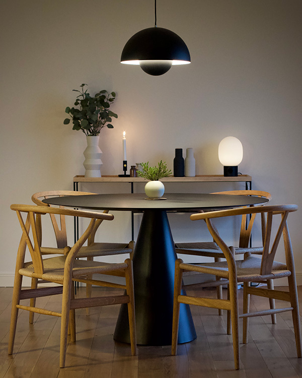 Dining table with Carl Hansen & Son CH24 Wishbone Chair