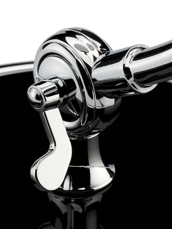 Detail of the Kaiser idell's world famous swivel joint