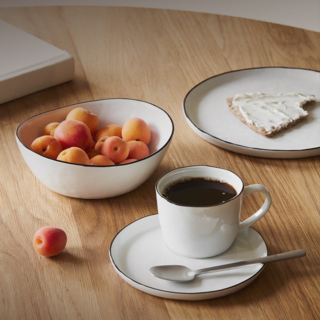 &Tradition VP9 Portable Table Lamp 