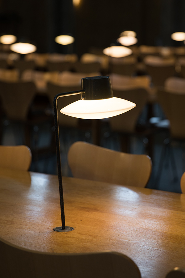 Integrated lighting in the banquet hall at St Catherine's College