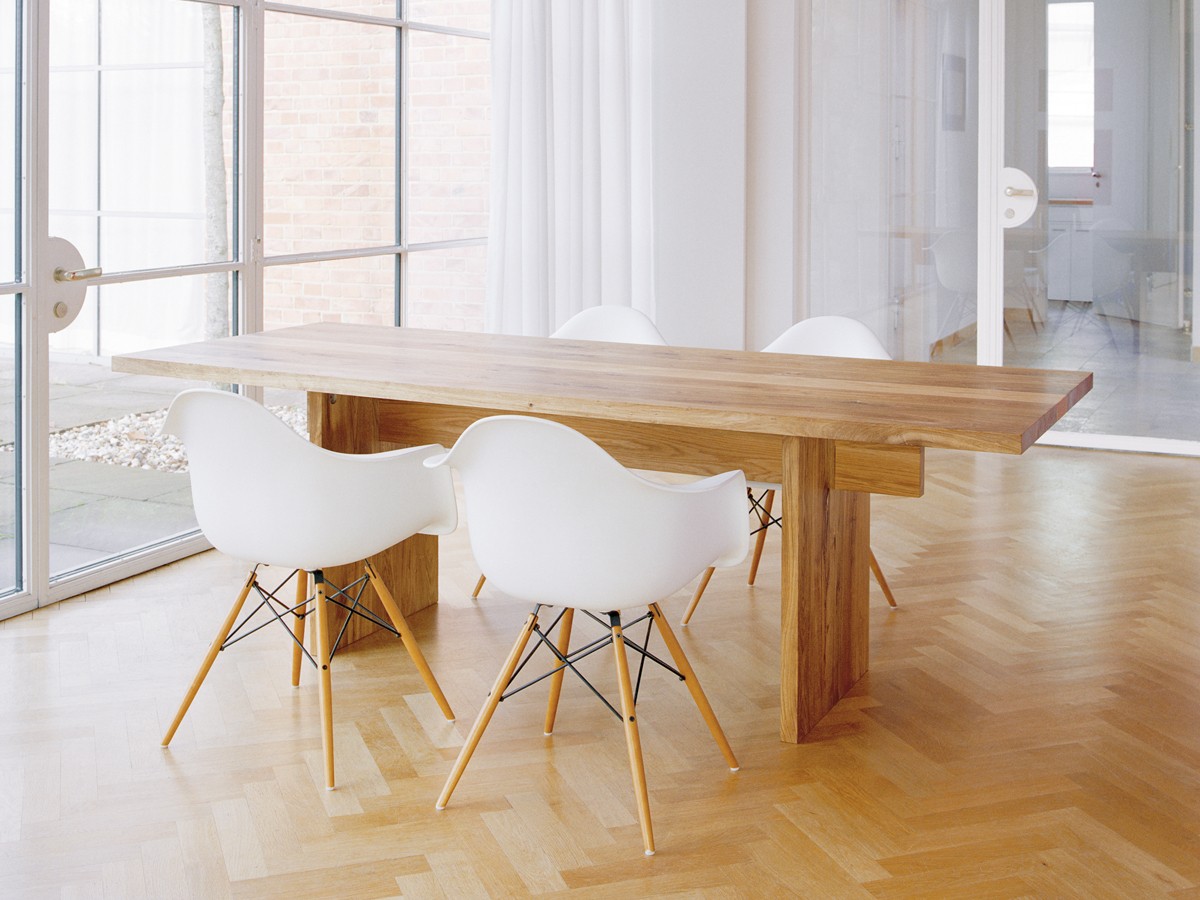 E15 TA02 Japan Dining Table