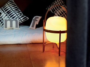 Santa & Cole Cesta Table Lamp