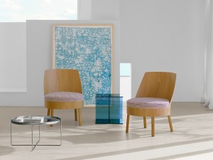E15 EC02 Bessy Lounge Chair