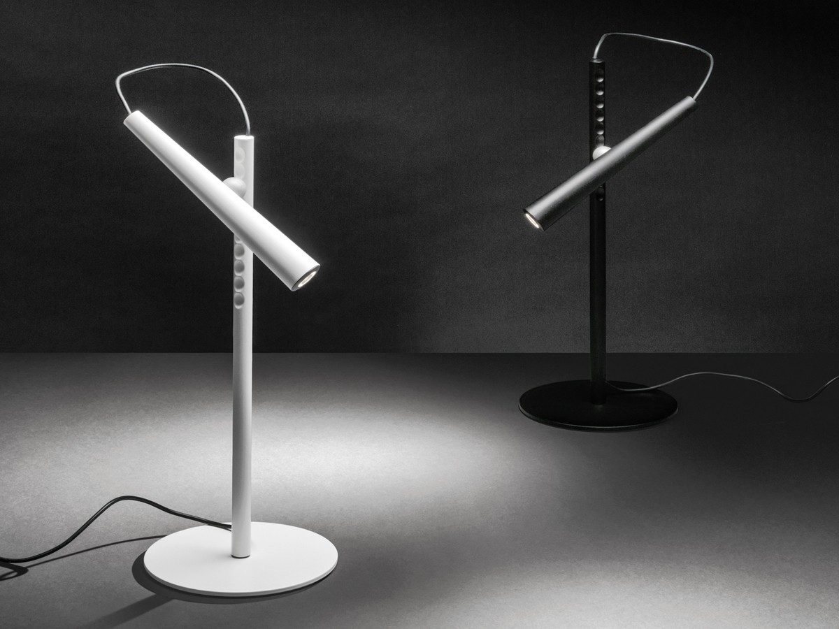 Foscarini Magneto Desk Lamp