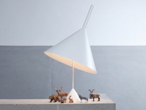 Vertigo Bird Funnel Table Lamp