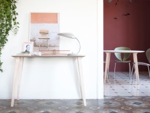 Gubi Cobra Table Lamp