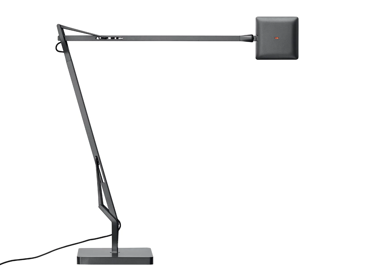 Flos Kelvin Edge Table Lamp