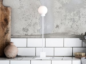 Northern Snowball Table Lamp