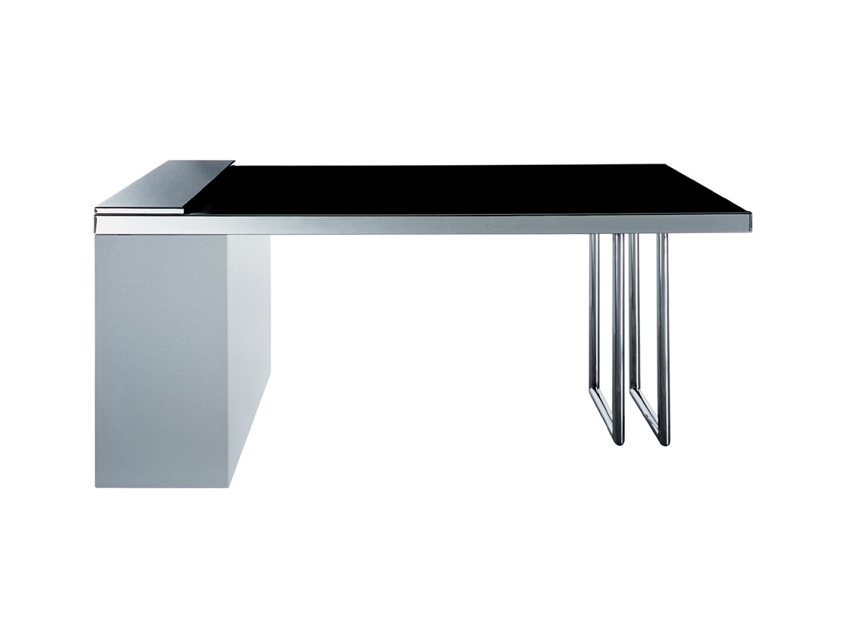 Cassina 516 Ospite Table