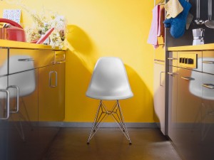 Vitra DSR Eames Plastic Side Chair - Chrome Base - White