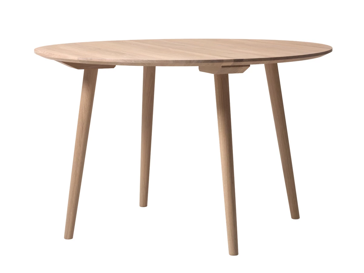 &Tradition SK4 In Between Dining Table 