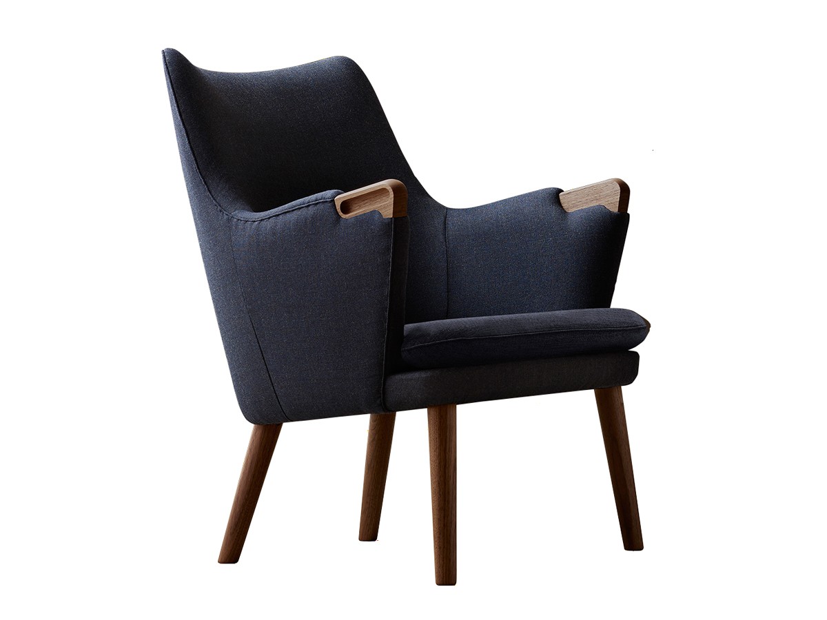 Carl Hansen CH71 Lounge Chair
