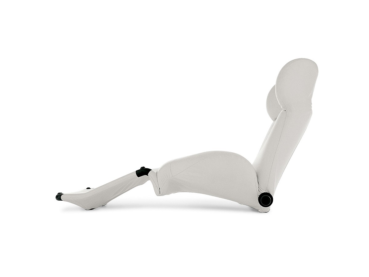 Cassina 111 Wink Chair