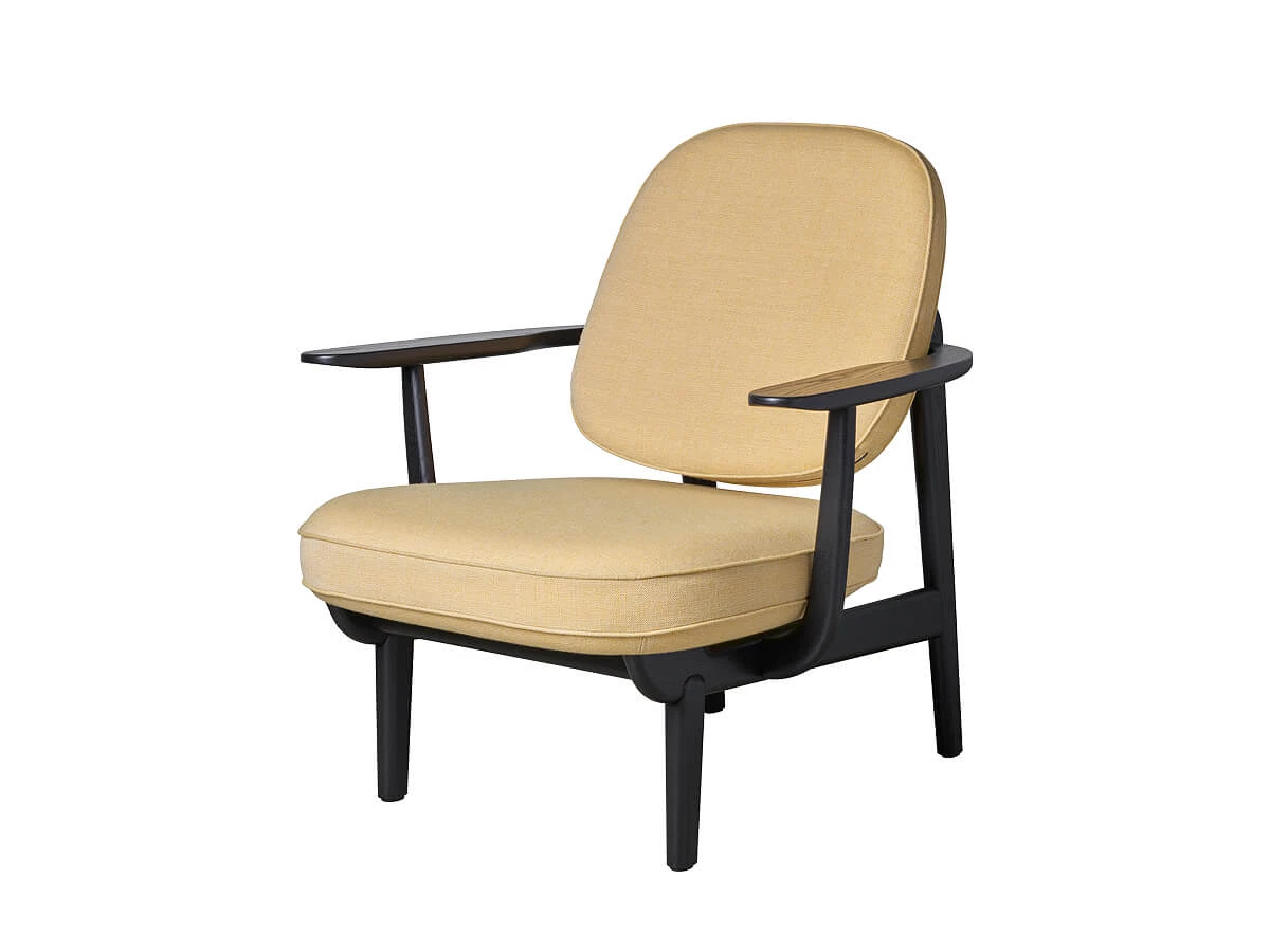 Fritz Hansen JH97 Fred™ Lounge Chair