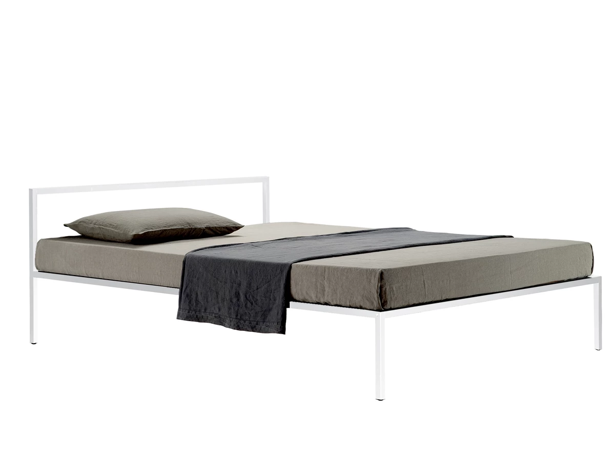 Zanotta 1706 Nyx Bed