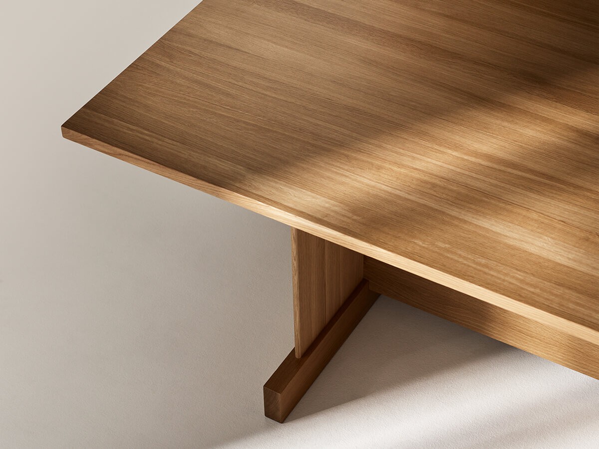 Buy the Fogia Grande Dining Table at nest.co.uk
