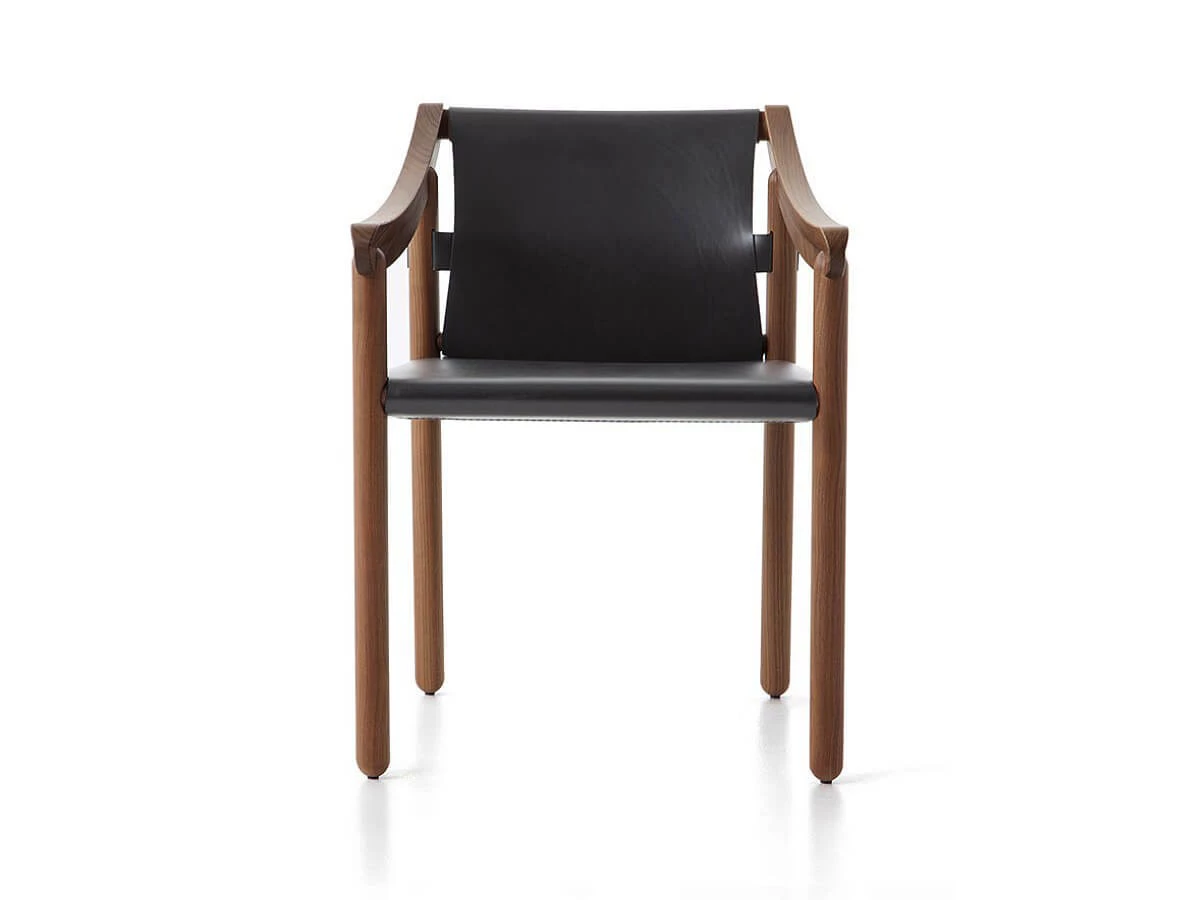 Cassina 905 Chair
