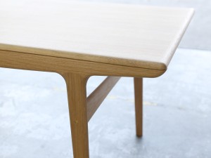 Ex-Display Warm Nordic Evermore Extendable Dining Table