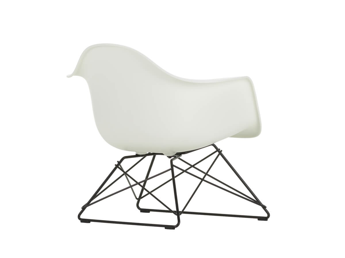 Buy the Vitra LAR Eames Plastic Armchair Black Base at nest.co.uk